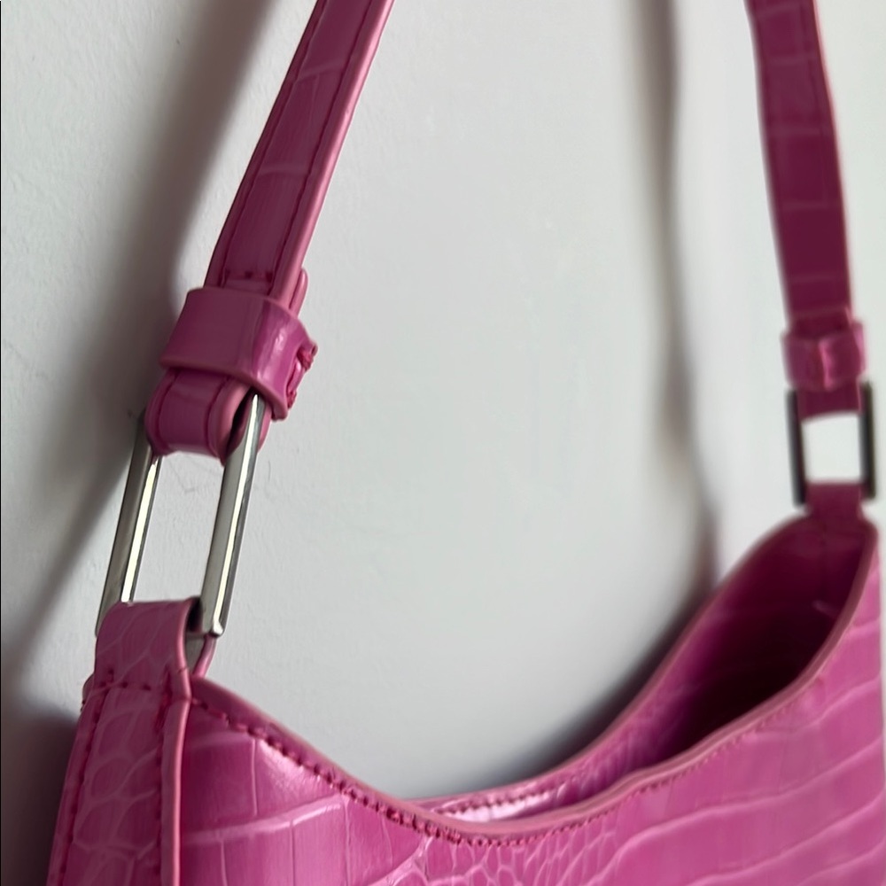 Urban Outfitters Vibrant Pink Shoulder Bag - Picture 2 of 5